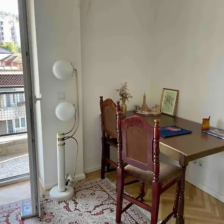 Apartamento Newly Renovated In The Heart Of *