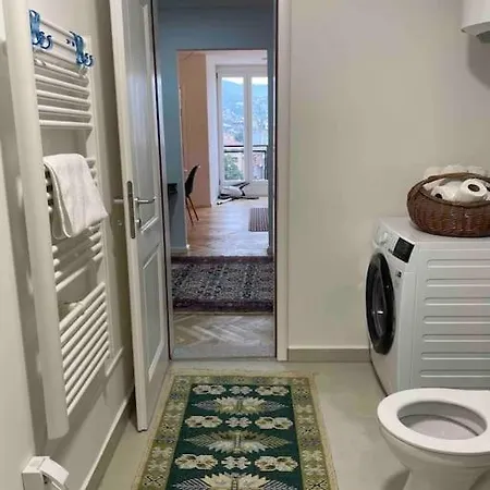 Newly Renovated In The Heart Of Apartamento *