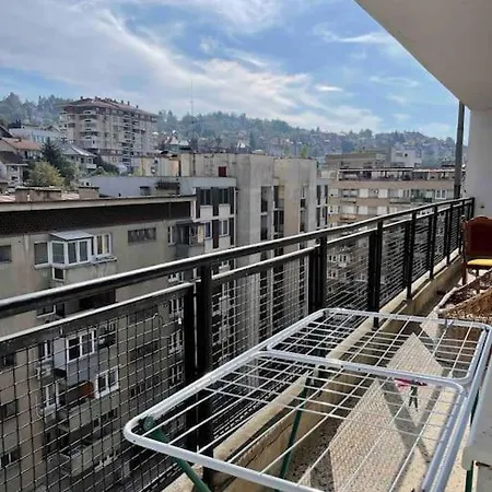 Newly Renovated In The Heart Of Apartament Sarajewo